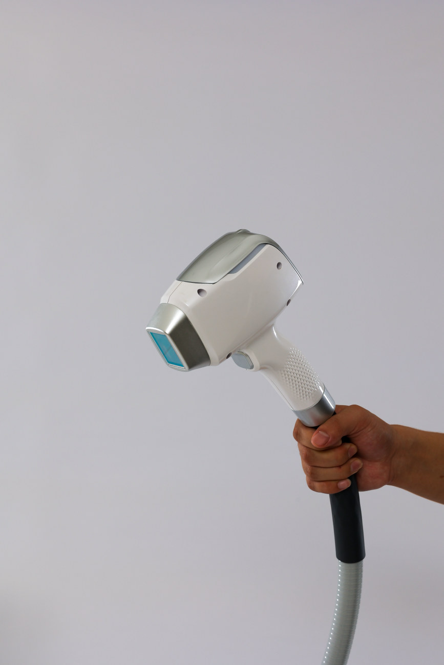 Mânerul de tratament Photon Glide Pro Medical, în mână